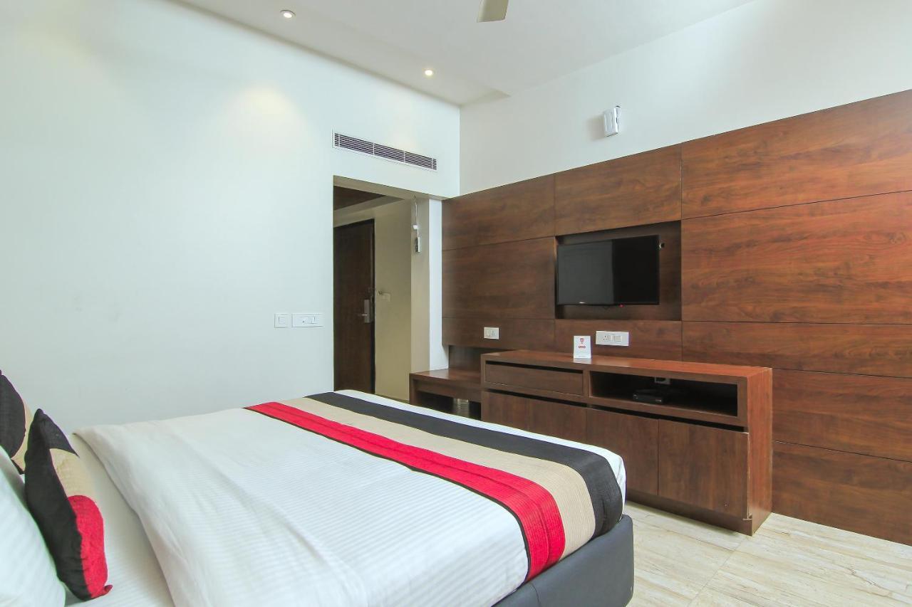 Oyo 1358 Hotel Crossroad Lucknow Exterior photo